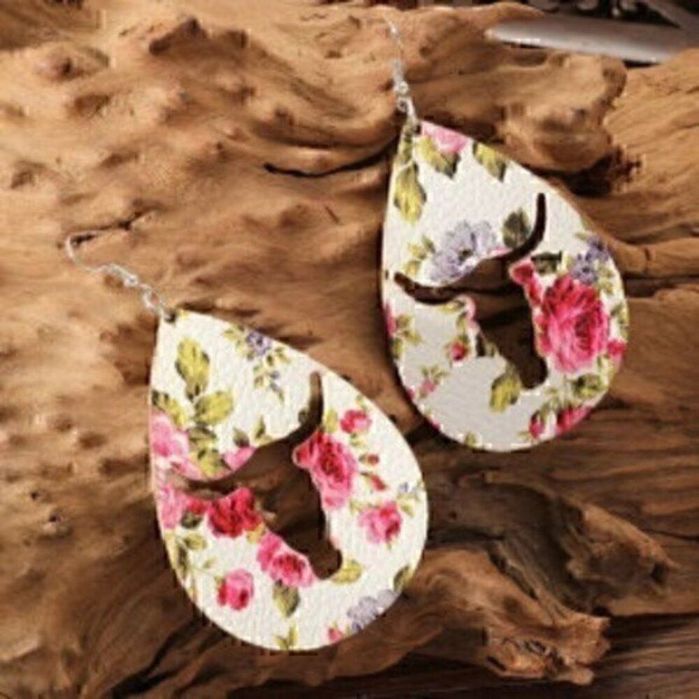 Women's Western Bull Head Hollow Pu Leather Double-sided  Earrings